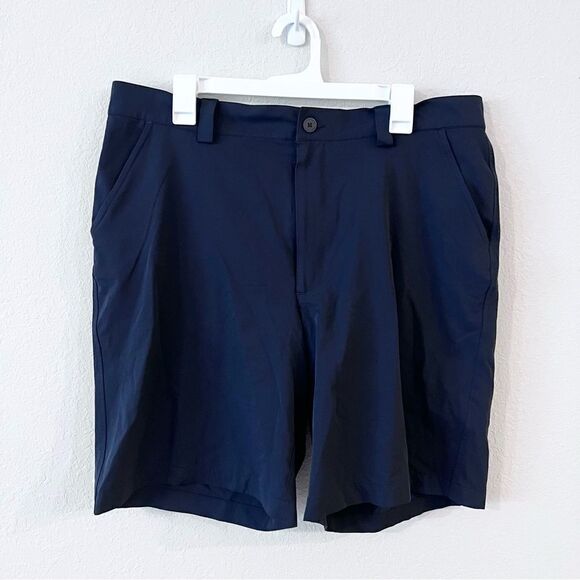 Under Armour Mens Size 36R Golf Shorts Black Flat Front Chino - Picture 1 of 6